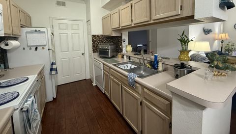 5602 Pinnacle Heights Cir APT 312