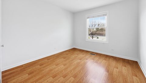 377 Farmingdale Circle