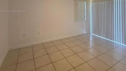 1004 San Remo Cir