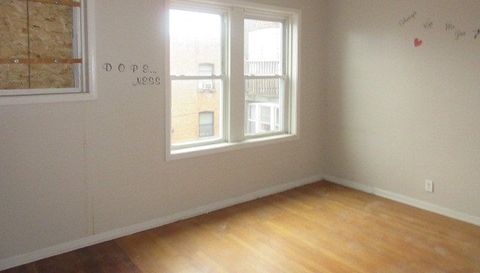 7608 - 10 S Phillips Avenue