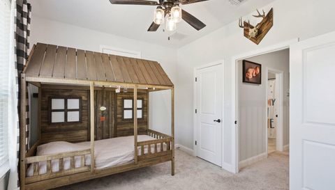 5812 W Sky Hawk Trail