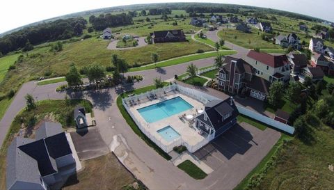 3189 Old Stone Way NE