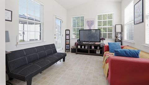 3387 Merchant Ln