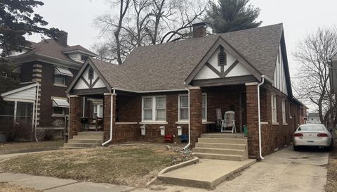 1003 N Franklin St