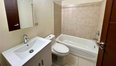 Cond Victoria Village APT F 202