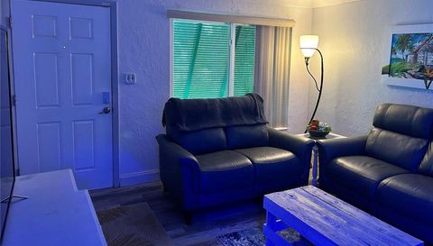 3847 Edgewood