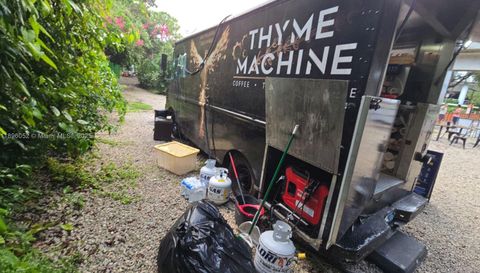 Mediterranean Food Truck For Sale In Miami