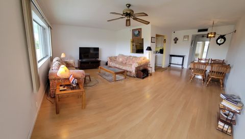 3300 Springdale Boulevard