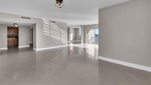 300 Bayview Dr