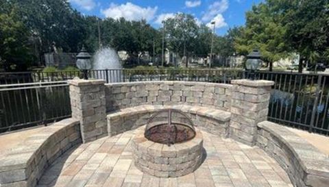 13700 Richmond Park Dr N