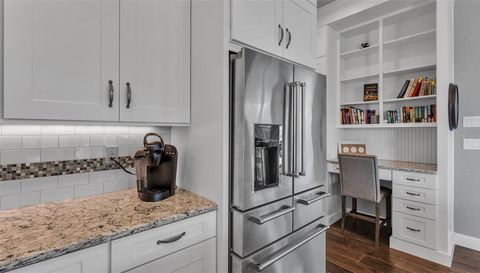 3272 FISH HAWK DRIVE