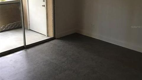 824 Alderman