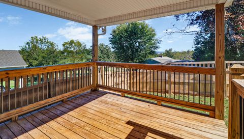 2044 Wooded Mountain Ln