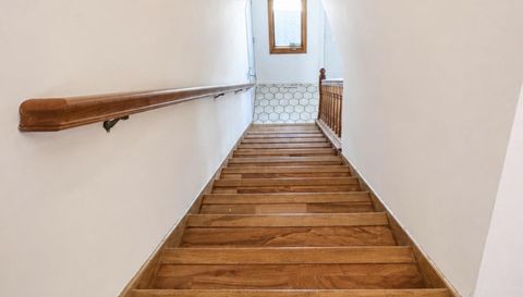 9142 Woodhall Crossing N