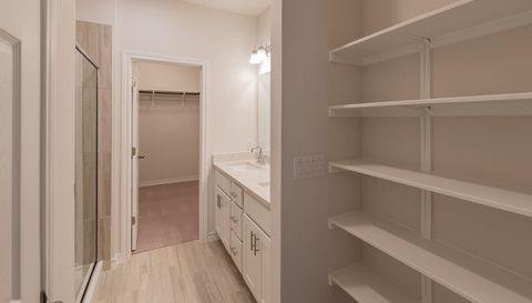 5302 Mulberry Grove LN