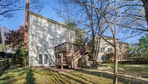 6239 Skyline Dr