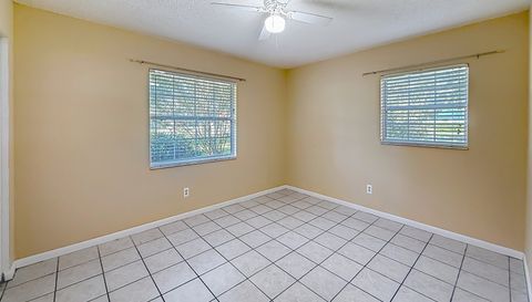 2301 NE 32nd Pl