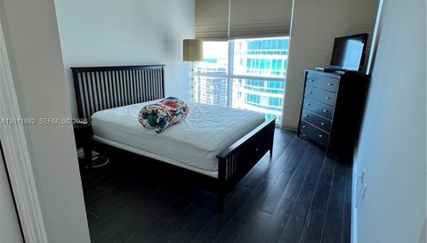 2101 Brickell Ave