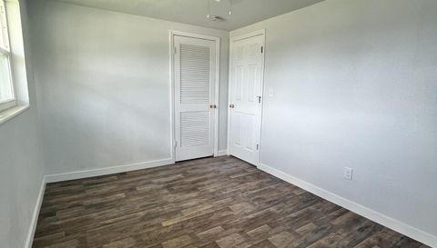 744 Lemon Ave