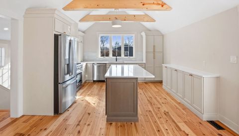 304 S Prairie Street