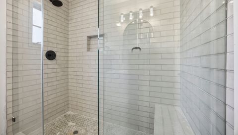 42 W Belle Isle Rd NE