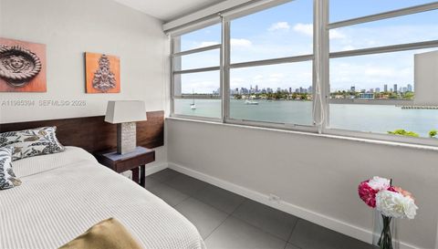 3 Island Ave
