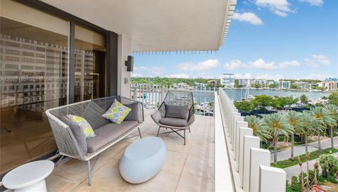 1 Grove Isle Dr