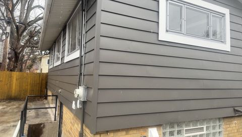 8312 S KENWOOD Avenue