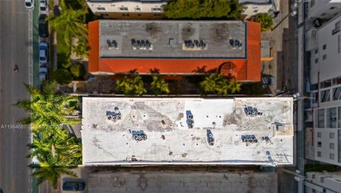 1027 Pennsylvania Ave