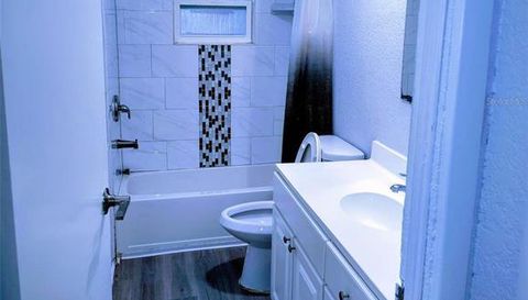 10822 TUCKAWAY DRIVE