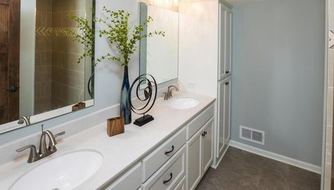 2524 Buchanan Lane S