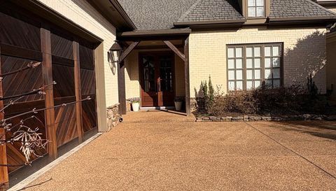 3118 Oakleigh Manor Cove