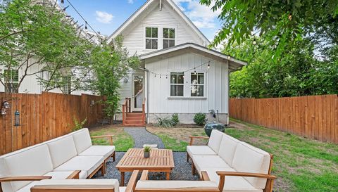 3206 Garden Villa LN