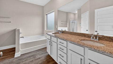 23118 Lieutenant Ave