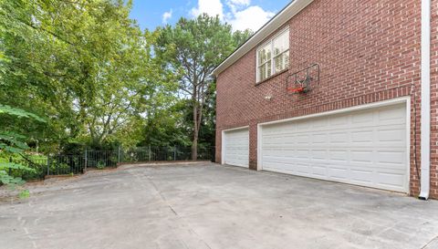 10320 Castlebridge Ct