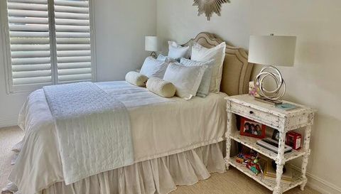 7476 Moorgate Point Way