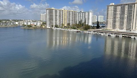 17100 N Bay Rd #1904