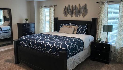 1212 Oakdale Commons Ct