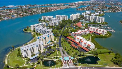 7974 Sailboat Key BOULEVARD S