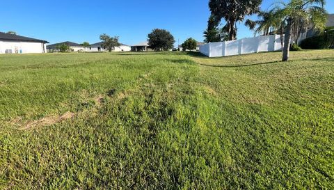 1203 Diplomat Pkwy W