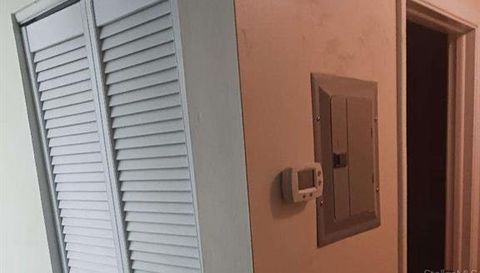 2716 HIDDEN LAKE BOULEVARD