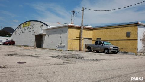 3812 N HARRISON Street