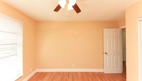 547 North Pine Island Road