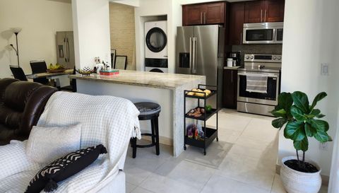 9195 Fontainebleau Blvd APT 6