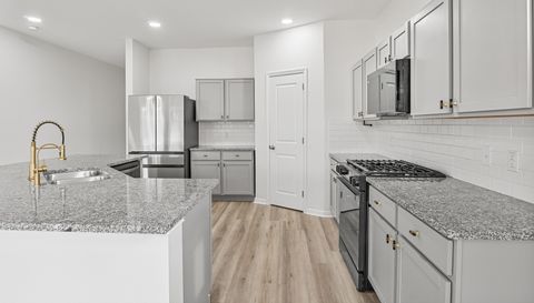 10511 Kings River Dr