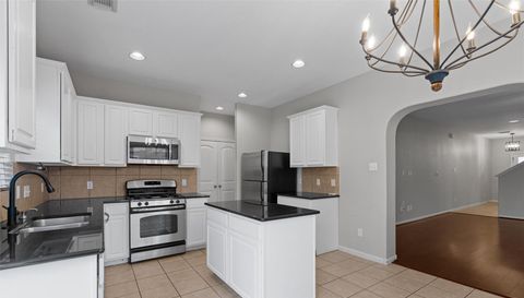 2240 Independence DR