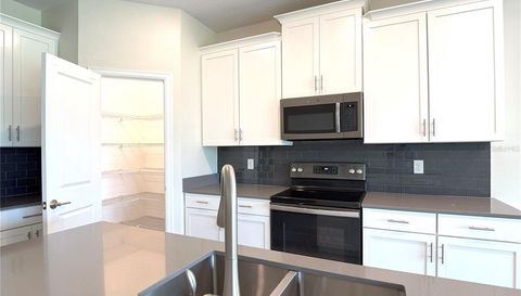 2638 CAMDEN PARK LOOP