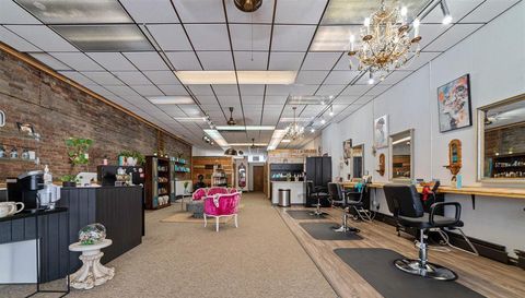 1920 W Superior Street