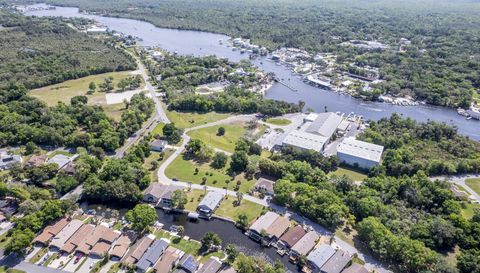 5184 S Riverview Cir