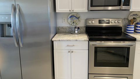 4171 Sawgrass Point Dr